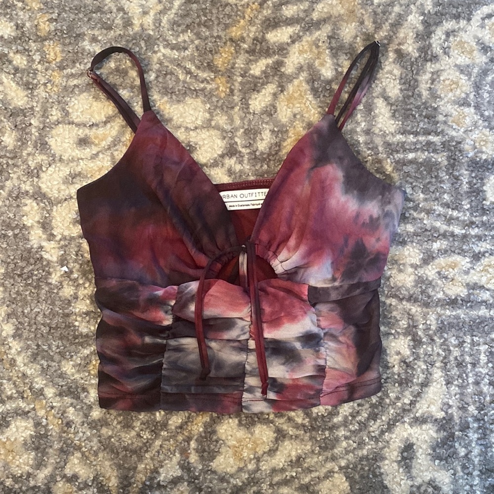 URBAN OUTFITTERS TYE DYE CROP